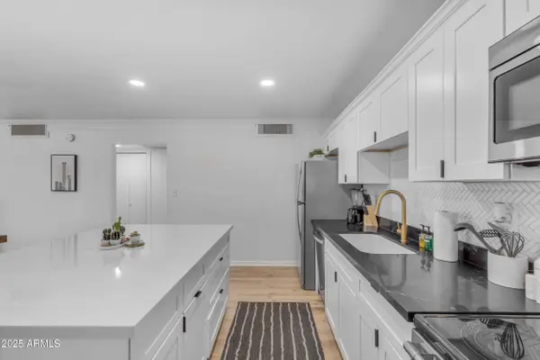 6943 E Granada Road, Scottsdale, AZ 85257