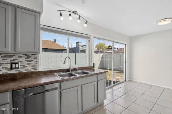 2033 N 87th Way, Scottsdale, AZ 85257