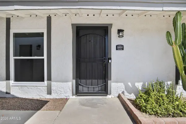 2033 N 87th Way, Scottsdale, AZ 85257