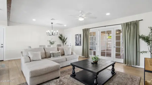 2929 N 55th Place, Phoenix, AZ 85018