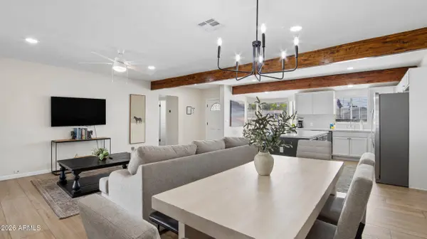 2929 N 55th Place, Phoenix, AZ 85018