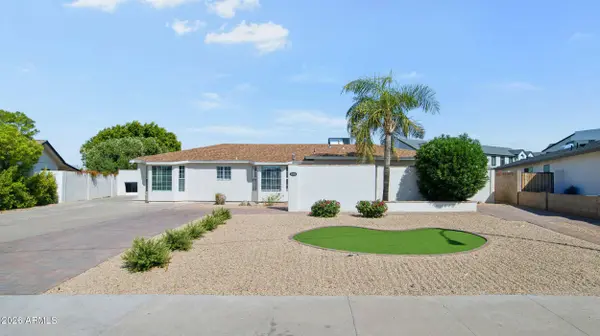 2929 N 55th Place