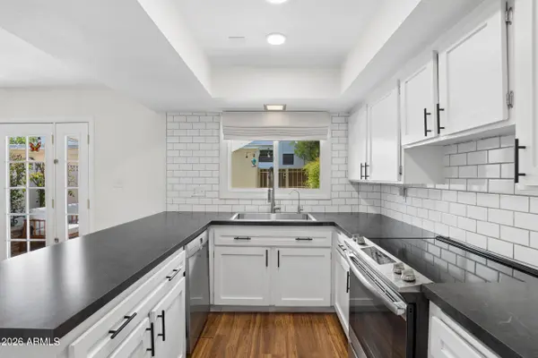 5029 S MILL Avenue, Tempe, AZ 85282