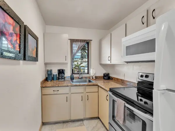 76-6259 ALII DR #235, Kailua Kona, HI 96740