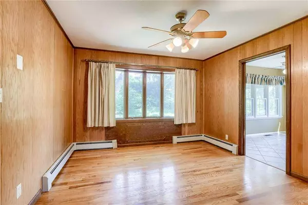 3437 Shrine Park RD, Leavenworth, KS 66048