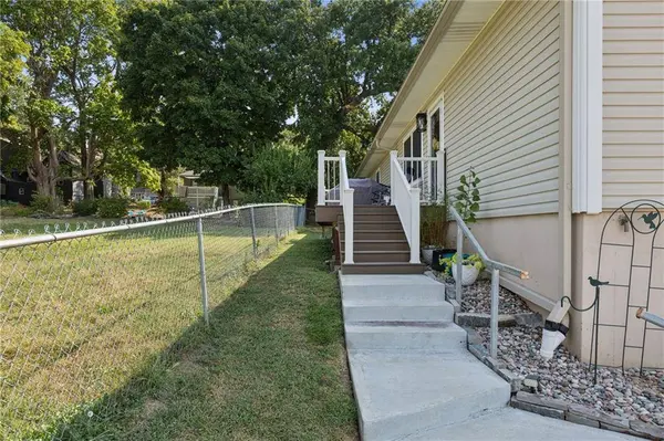 307 N Gallatin ST, Liberty, MO 64068