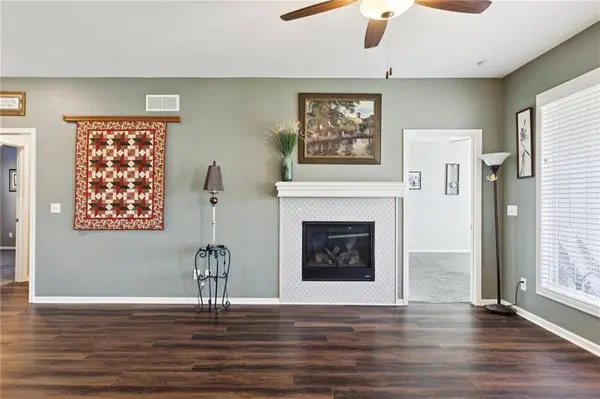 14198 S LANDON ST, Olathe, KS 66061