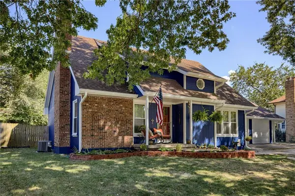 129 Crestview CT, Lansing, KS 66043