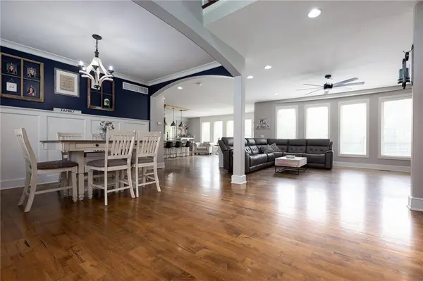 13017 Kelli DR, Kearney, MO 64060