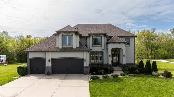 13017 Kelli DR, Kearney, MO 64060