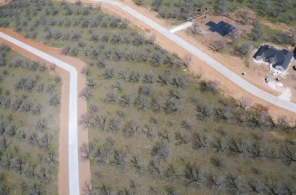 2013 Skylane Dr Drive #Dr., Granbury, TX 76049