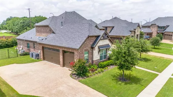 7302 Vicari Drive, Arlington, TX 76001