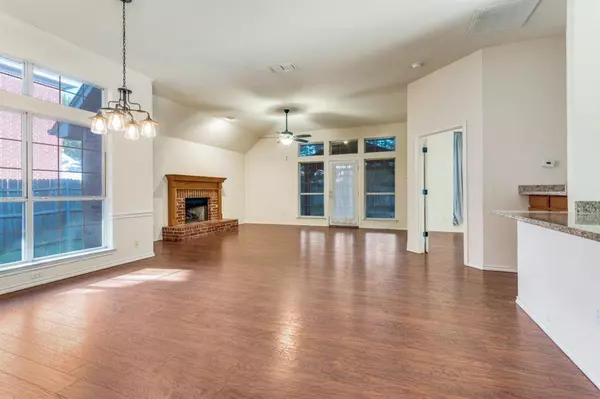 9053 Tyne, Fort Worth, TX 76118