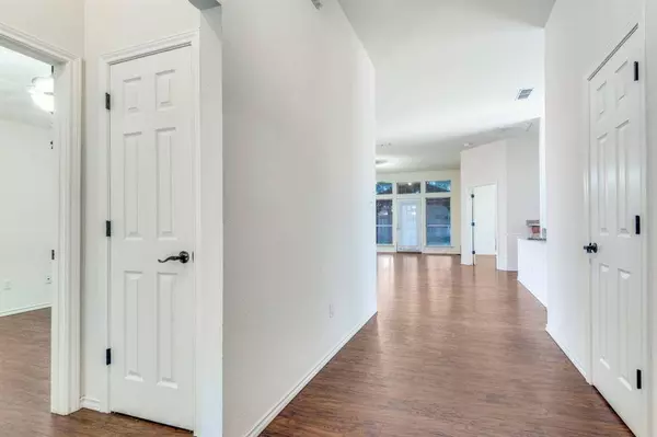 9053 Tyne, Fort Worth, TX 76118