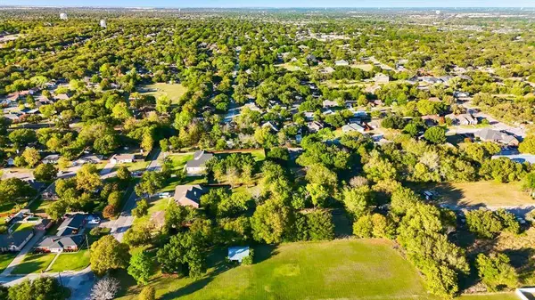 6800 Hewitt, North Richland Hills, TX 76182