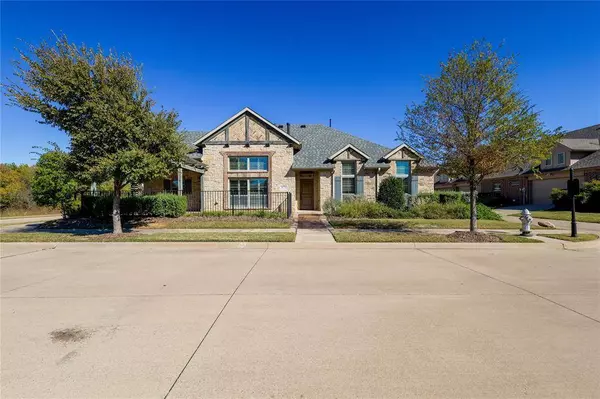878 Hatton Sumner Pl, Arlington, TX 76005