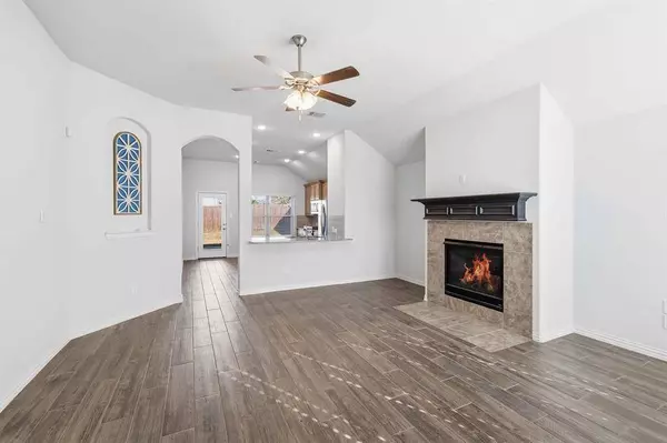 6264 Thunderwing, Fort Worth, TX 76179