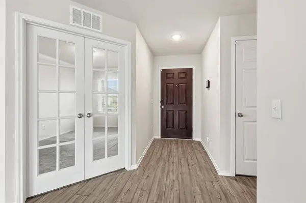16036 Crews Avenue, Haslet, TX 76052