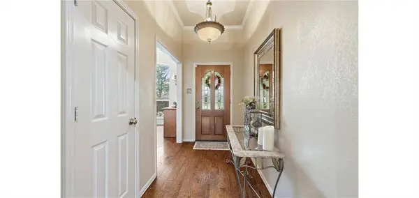 325 Marseille Drive, Hurst, TX 76054