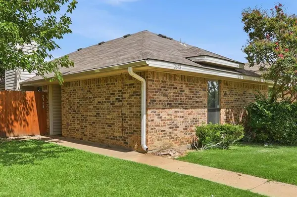 2308 Carol Good Lane, Carrollton, TX 75006