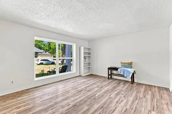 6832 Parkwood Drive, North Richland Hills, TX 76182