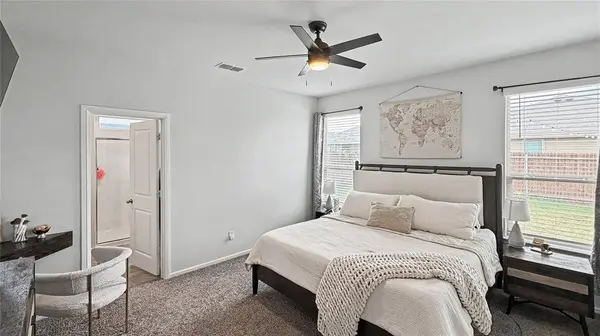 8525 Big Apple Drive, Fort Worth, TX 76179