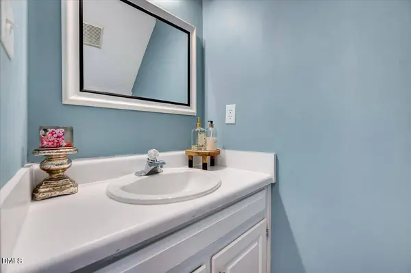 6900 Whittlesea Place, Raleigh, NC 27616