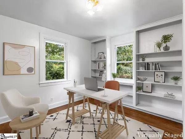 800 E Lee Road, Taylors, SC 29687