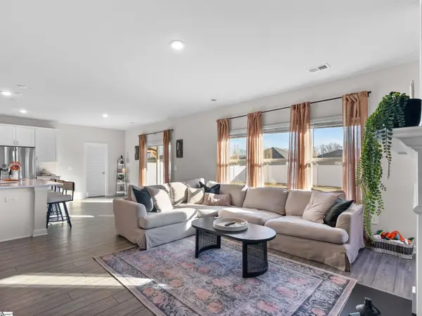 1012 Killian Street, Fountain Inn, SC 29644-9303