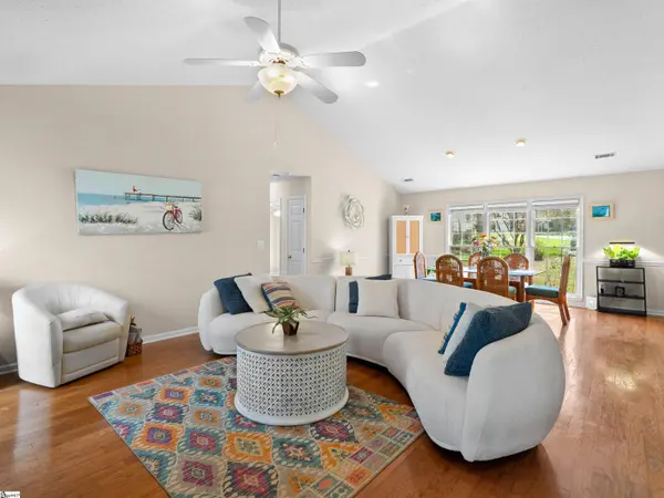 4 Flagstone Court, Simpsonville, SC 29681