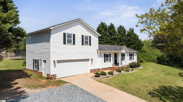 10300 Reidville Road, Greer, SC 29651-7577