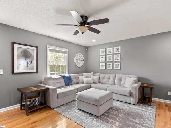 10300 Reidville Road, Greer, SC 29651-7577