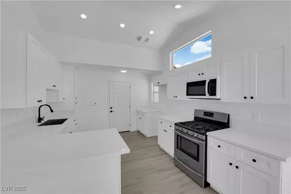 4142 Forestville ST, North Las Vegas, NV 89032