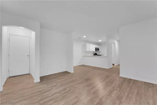 6711 Churnet Valley AVE, Las Vegas, NV 89139