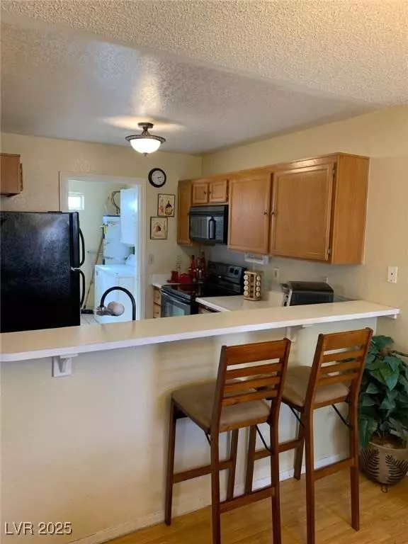 1800 Edmond ST #122, Las Vegas, NV 89146