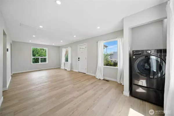 461 NE Lambert AVE, College Place, WA 99324