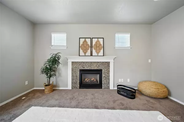 1379 SW Virginia ST, College Place, WA 99324