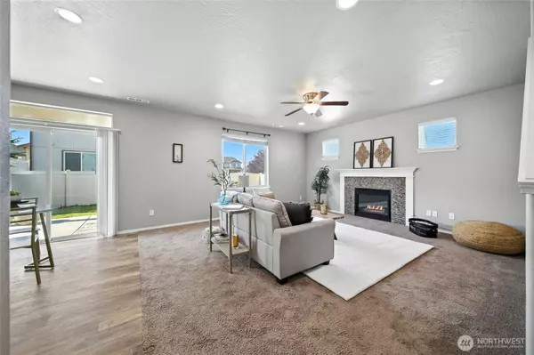 1379 SW Virginia ST, College Place, WA 99324