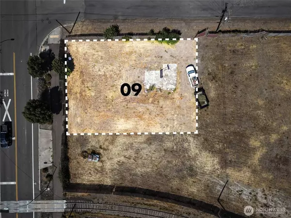 1042 N 13th ST, Walla Walla, WA 99362