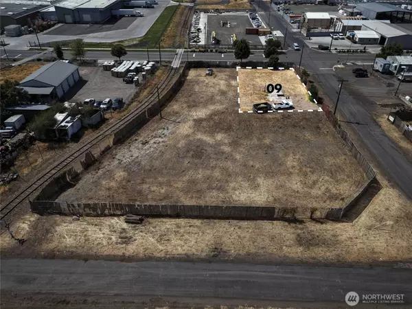 1042 N 13th ST, Walla Walla, WA 99362