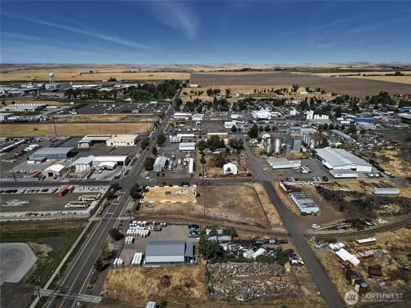 1042 N 13th ST, Walla Walla, WA 99362