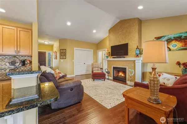 817 NE Bunky LN, College Place, WA 99324