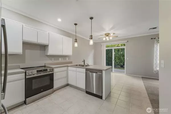 278 NE Deccio RD, College Place, WA 99324