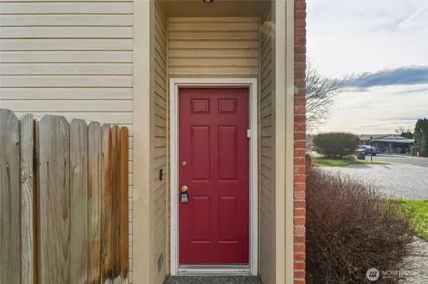 278 NE Deccio RD, College Place, WA 99324