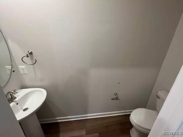 5228 Twilight CT, Toano, VA 23168