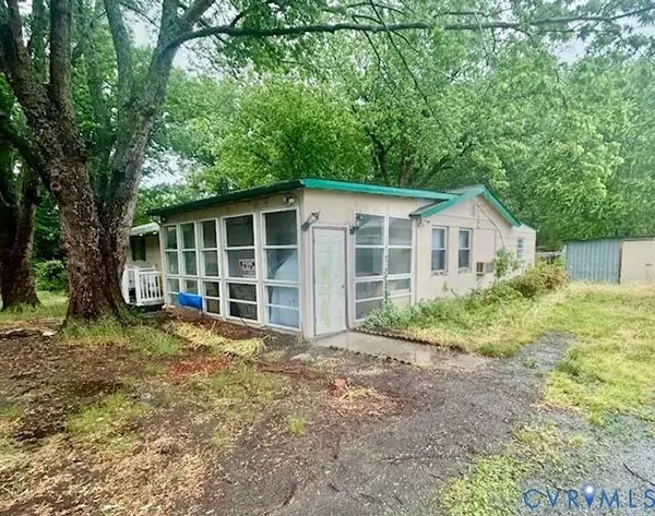 418 Jesse Dupont HWY, Burgess, VA 22432