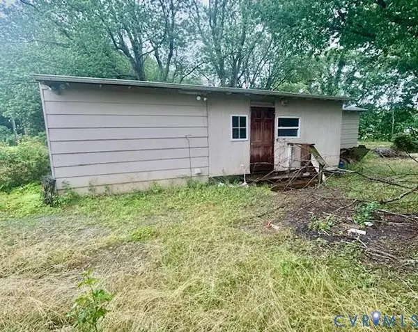 418 Jesse Dupont HWY, Burgess, VA 22432