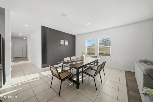 9505 W ILLINI Street, Tolleson, AZ 85353