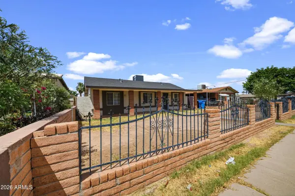 2006 W MONROE Street, Phoenix, AZ 85009