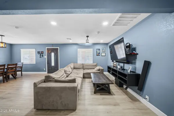 2006 W MONROE Street, Phoenix, AZ 85009